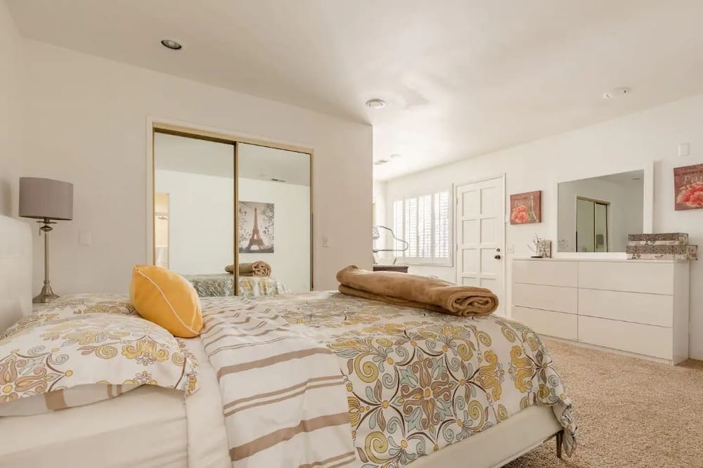 Photo of Bedroom in The Flats