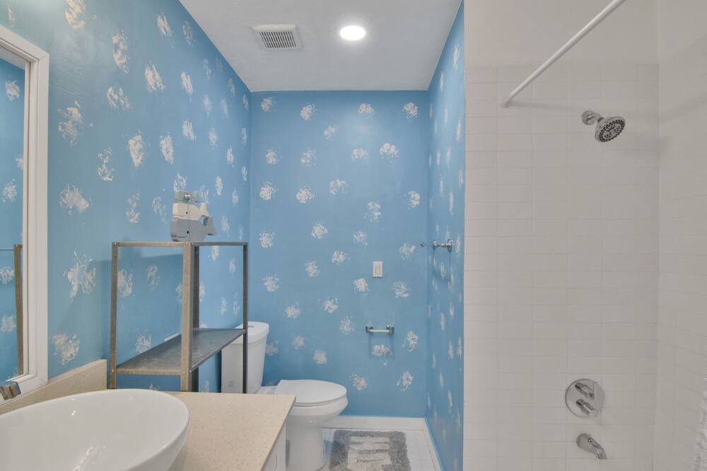 Photo of Bathroom in Tarpon River