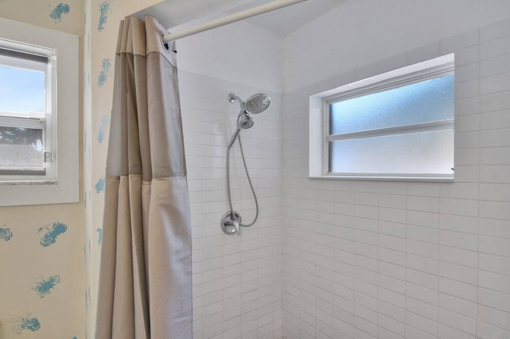 Photo of Bathroom in Tarpon River
