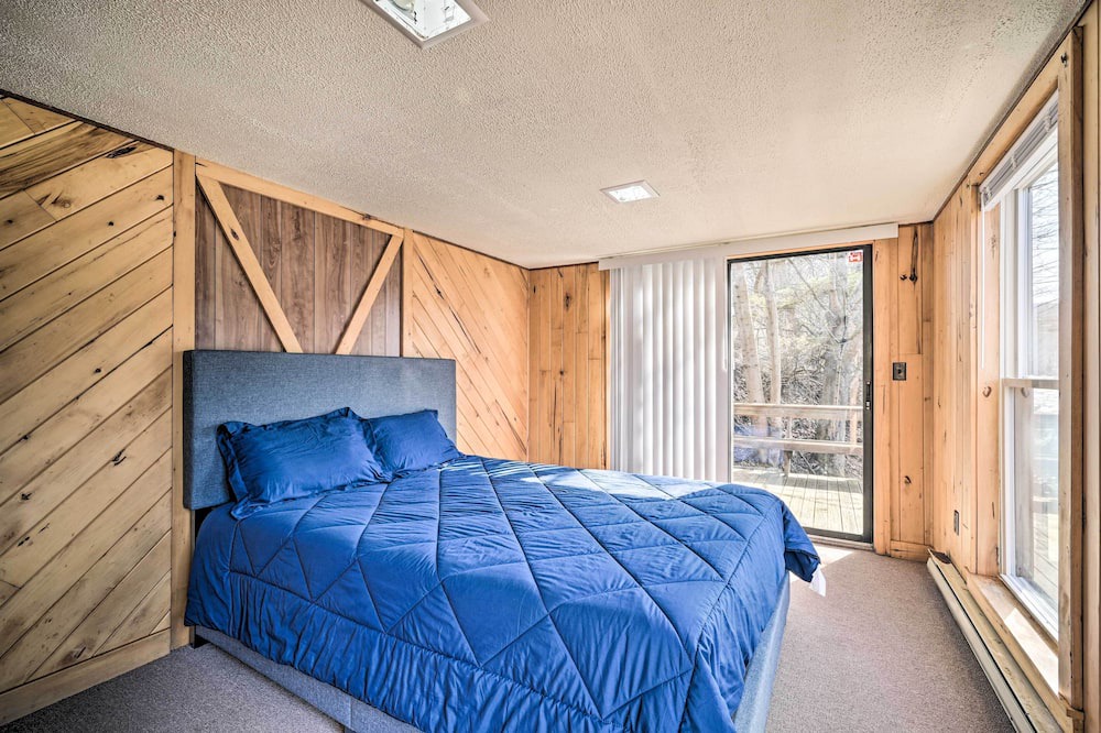 Photo of Bedroom in Friendsville