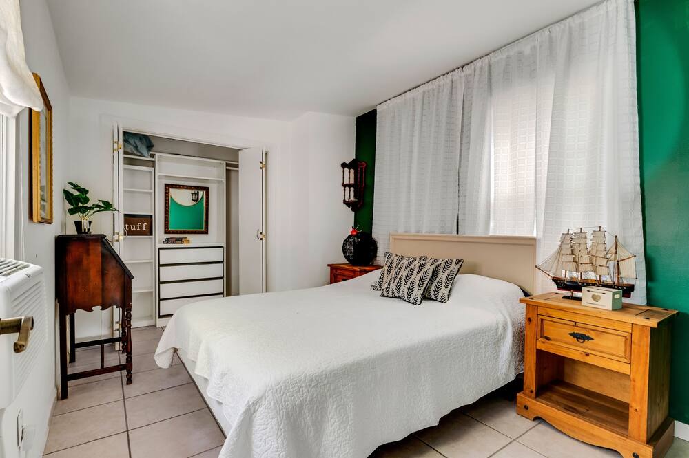 Photo of Bedroom in Riverside Park