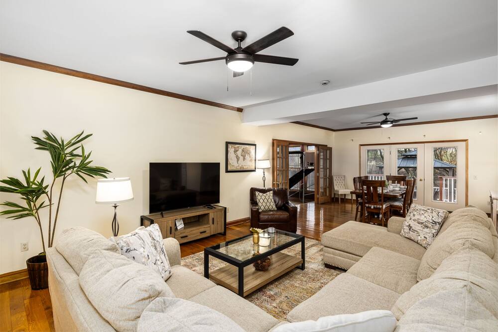 Photo of Livingroom in Hockessin