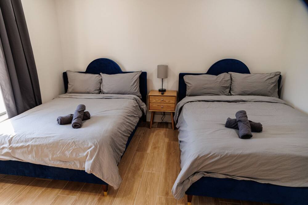 Photo of Bedroom in Lauderhill