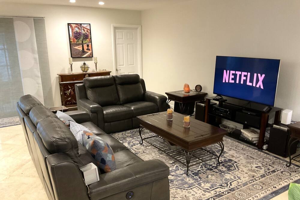 Photo of Bedroom in Boulevard Heights