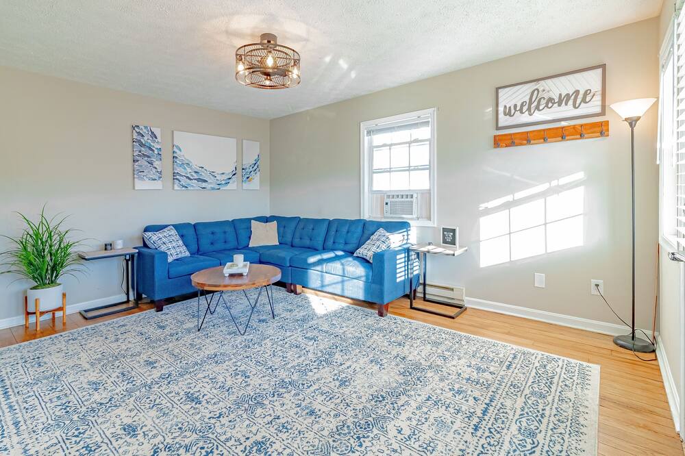 Photo of Livingroom in Piney Point