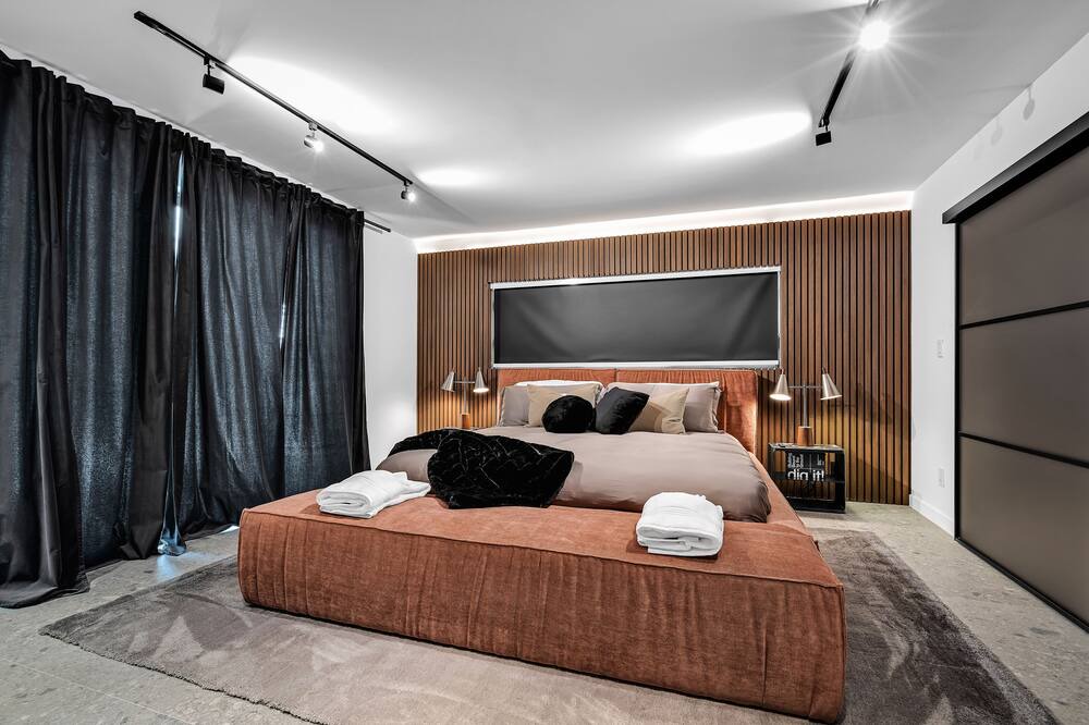 Photo of Bedroom in Coral Ridge