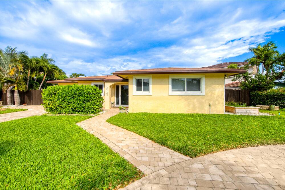 Photo of Others in Pompano Isles