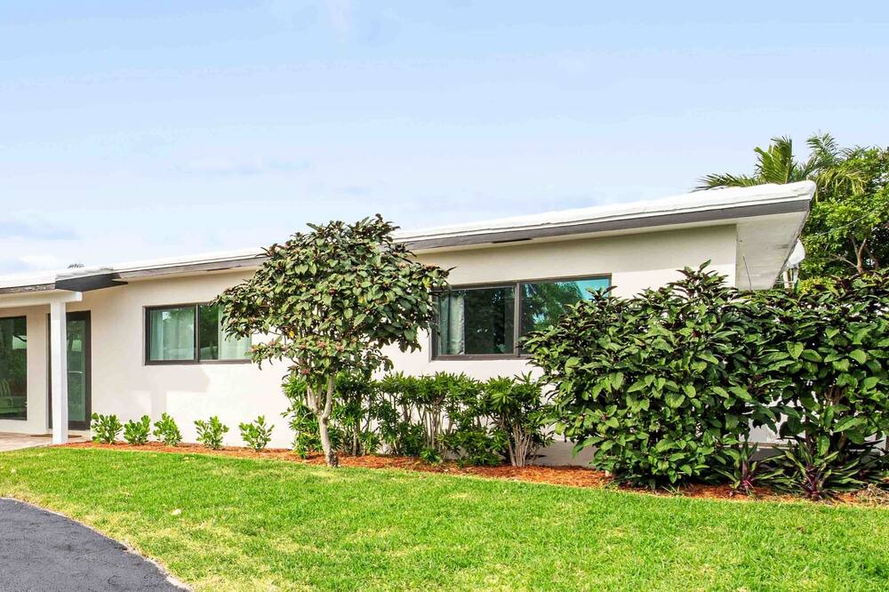 Photo of Outdoor in Bel Air