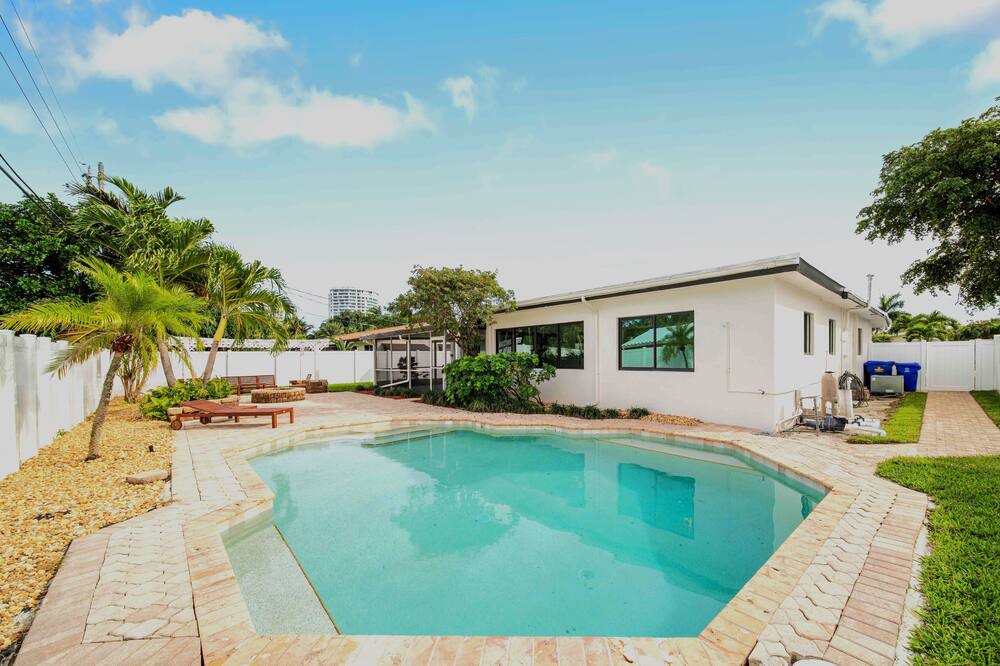 Photo of Outdoor in Bel Air