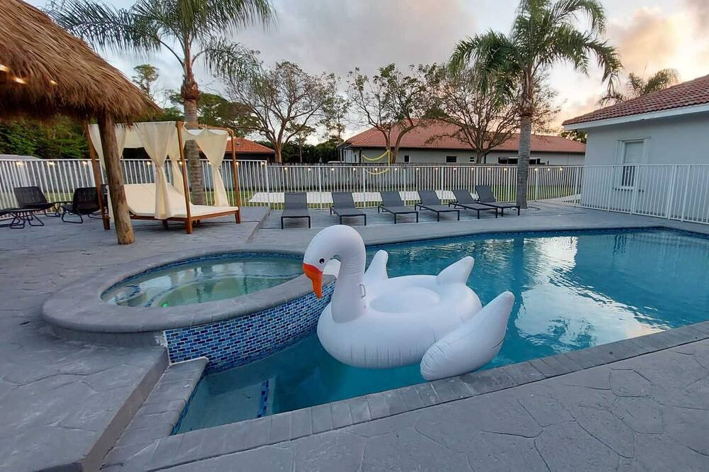 Photo of Outdoor in Coconut Creek