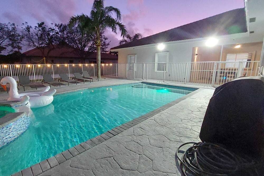 Photo of Outdoor in Coconut Creek