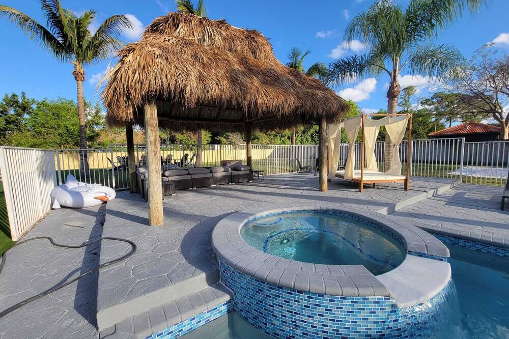 Photo of Outdoor in Coconut Creek