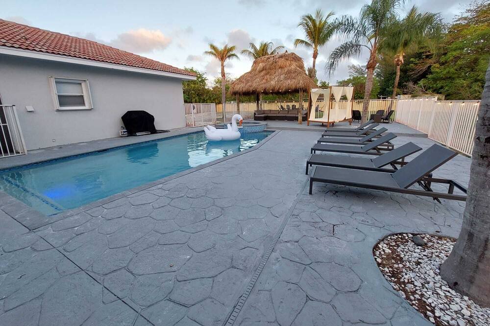 Photo of Outdoor in Coconut Creek