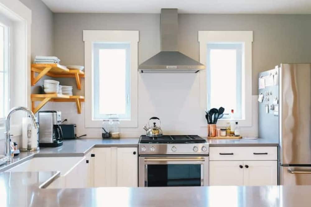 Photo of Kitchen in Town of Marbletown
