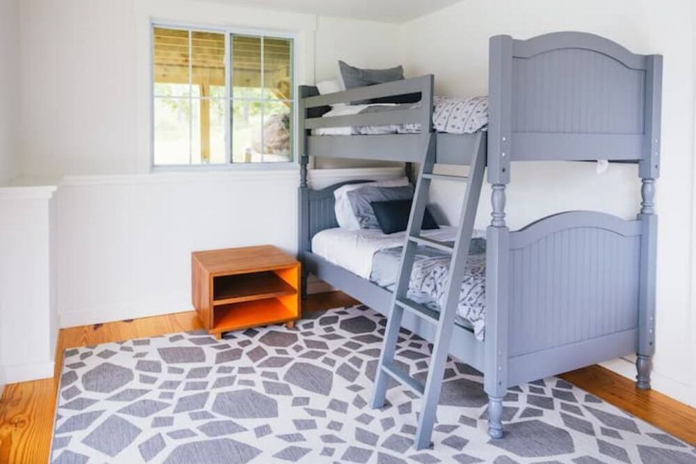 Photo of Bedroom in Town of Marbletown