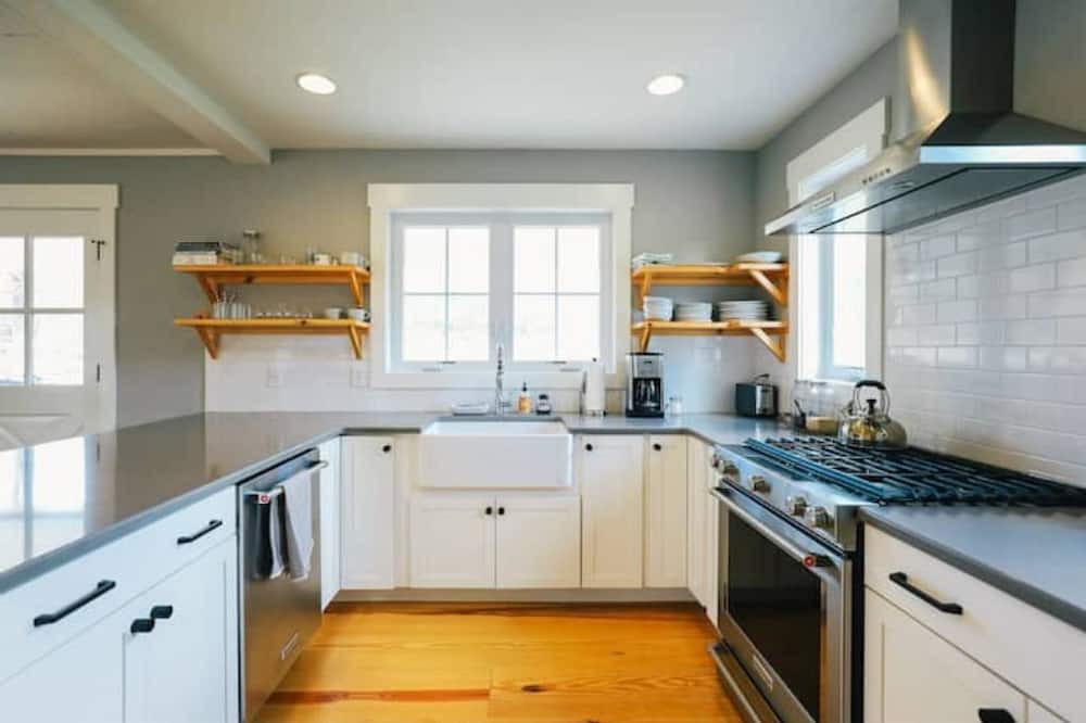 Photo of Kitchen in Town of Marbletown