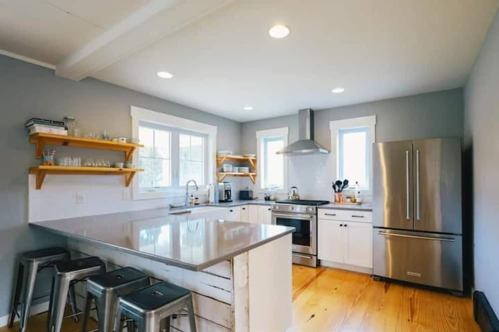 Photo of Kitchen in Town of Marbletown