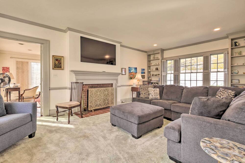 Photo of Livingroom in Salisbury
