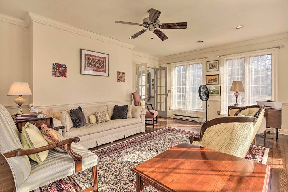 Photo of Livingroom in Salisbury