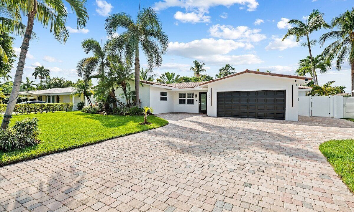 Photo of Outdoor in Dolphin Isles
