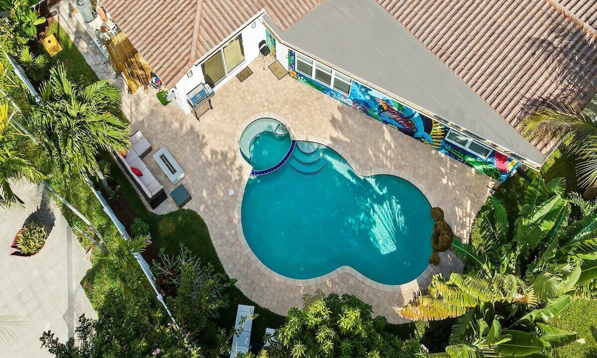 Photo of Outdoor in Dolphin Isles