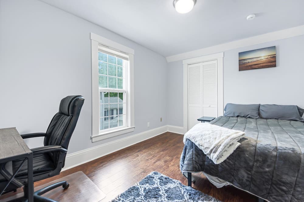 Photo of Bedroom in Willoughby