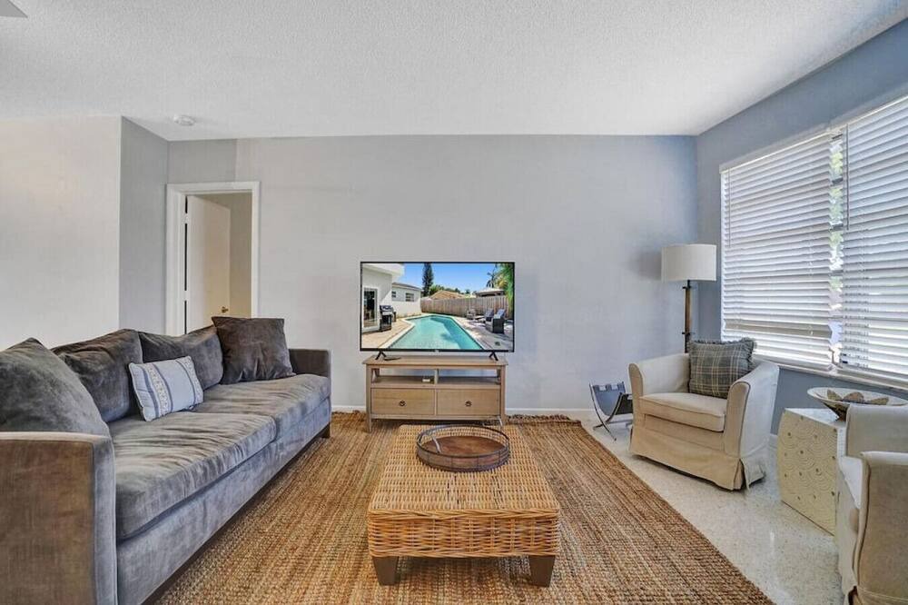 Photo of Others in Lighthouse Point