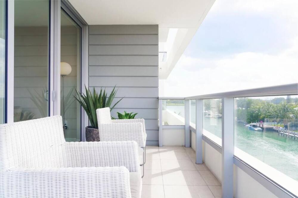 Photo of Patio Balcony in Bay Harbor Islands