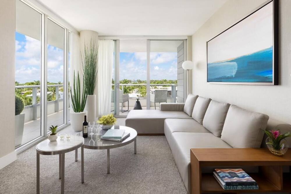 Photo of Bedroom in Bay Harbor Islands