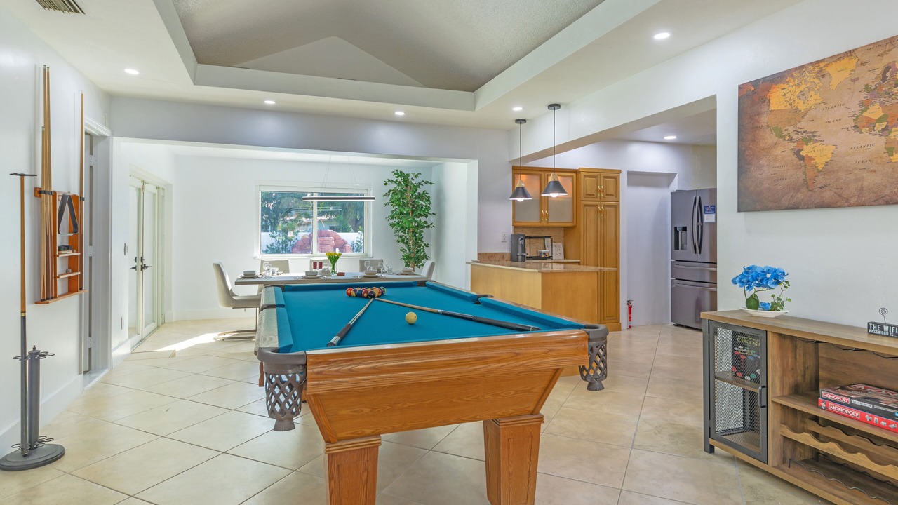 Photo of Bedroom in Dania Beach