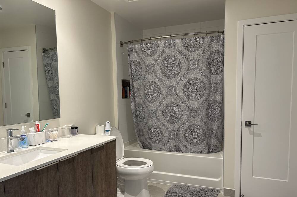 Photo of Bathroom in Miramar