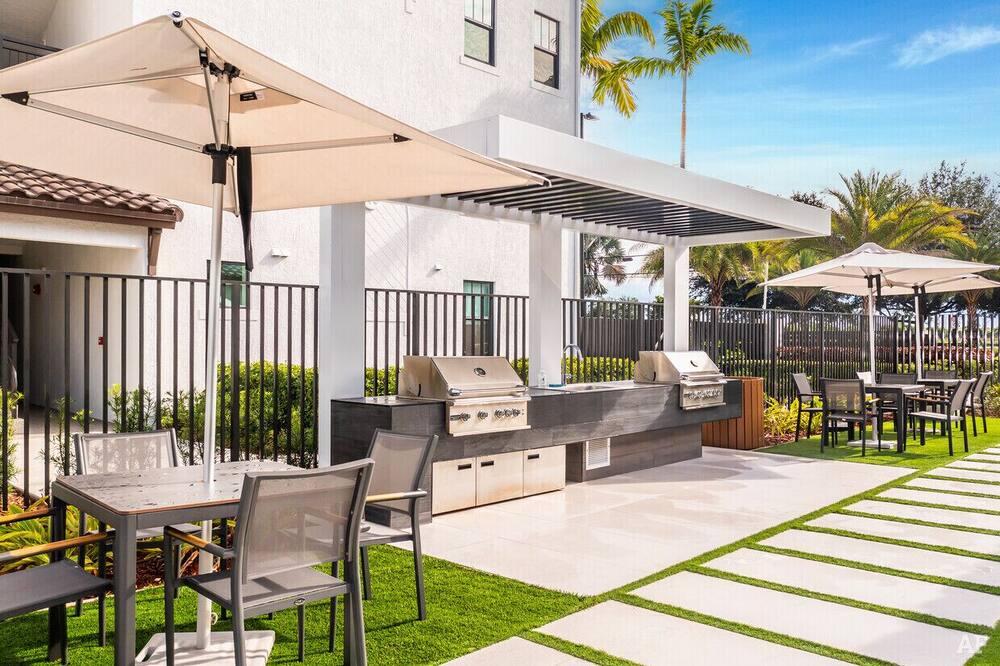 Photo of Outdoor in Miramar
