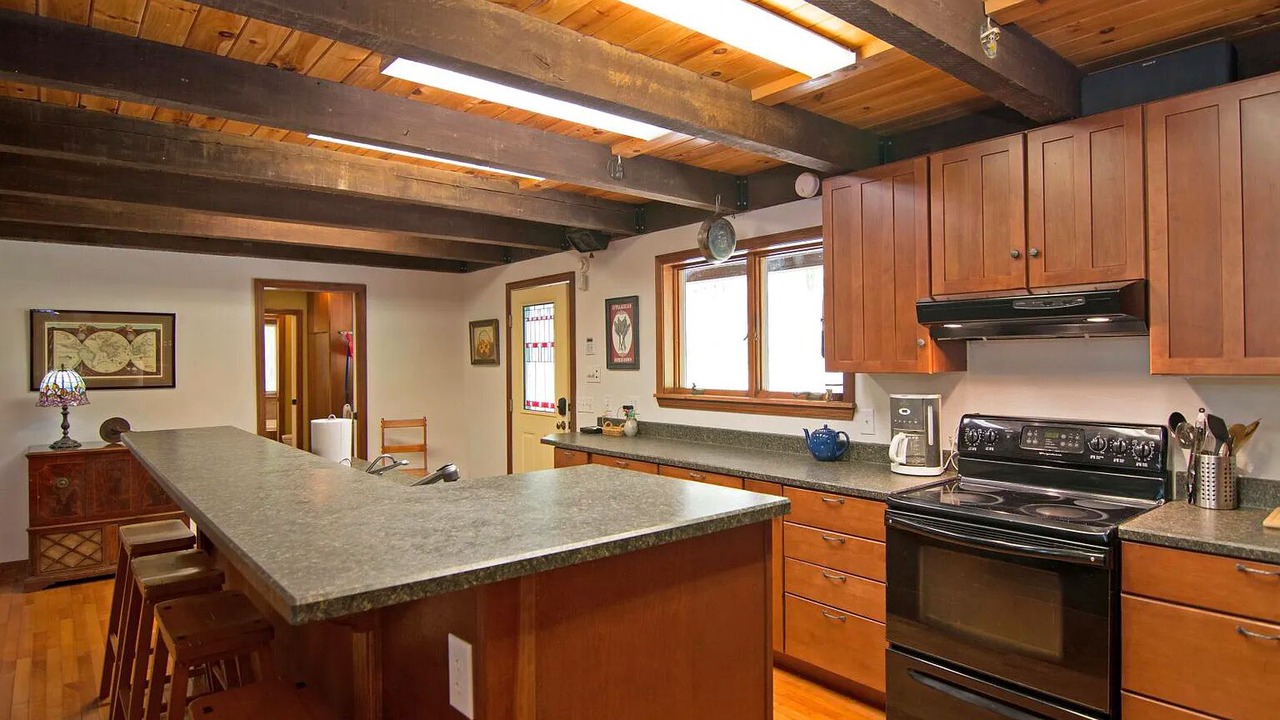 Photo of Kitchen in Edray