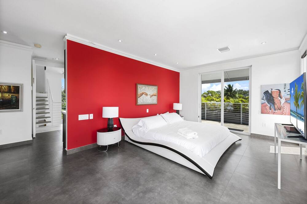 Photo of Bedroom in Tarpon River