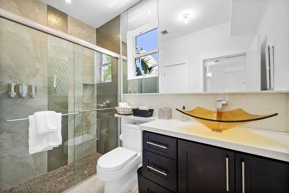 Photo of Bathroom in Tarpon River