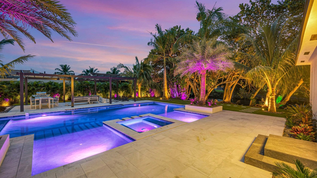 Photo of Outdoor in Golden Glades