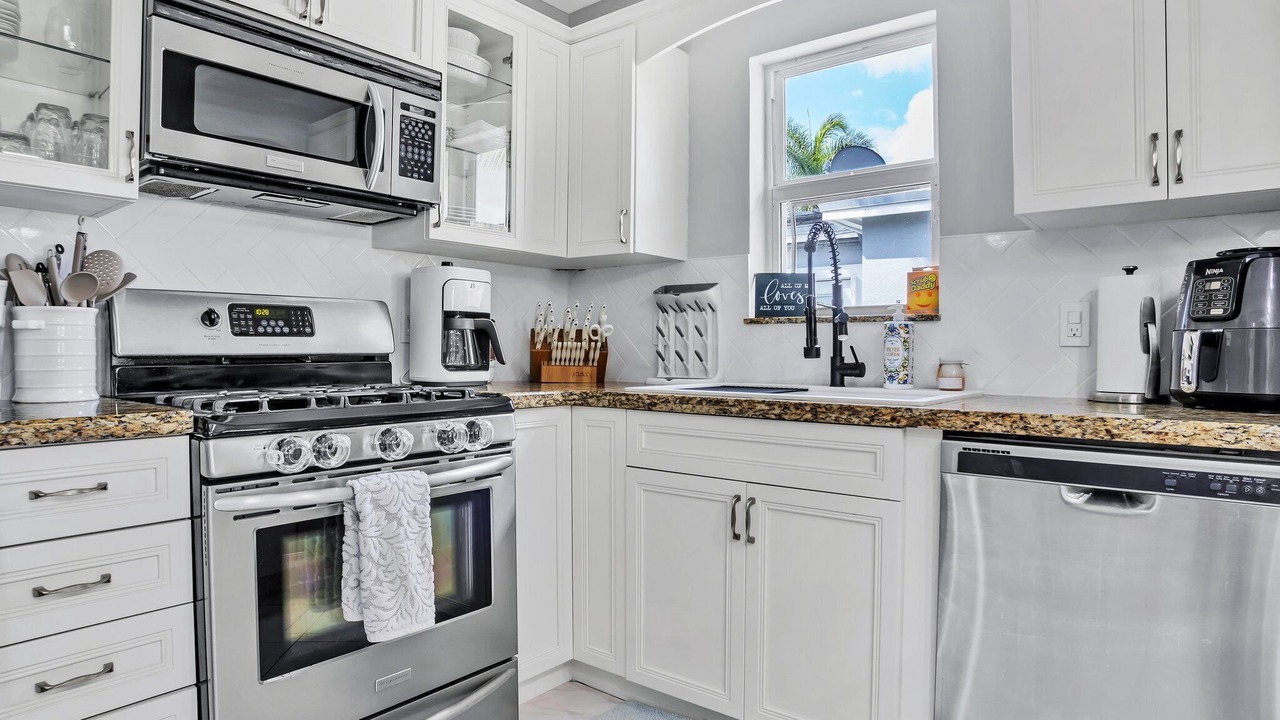 Photo of Kitchen in Citrus Isles