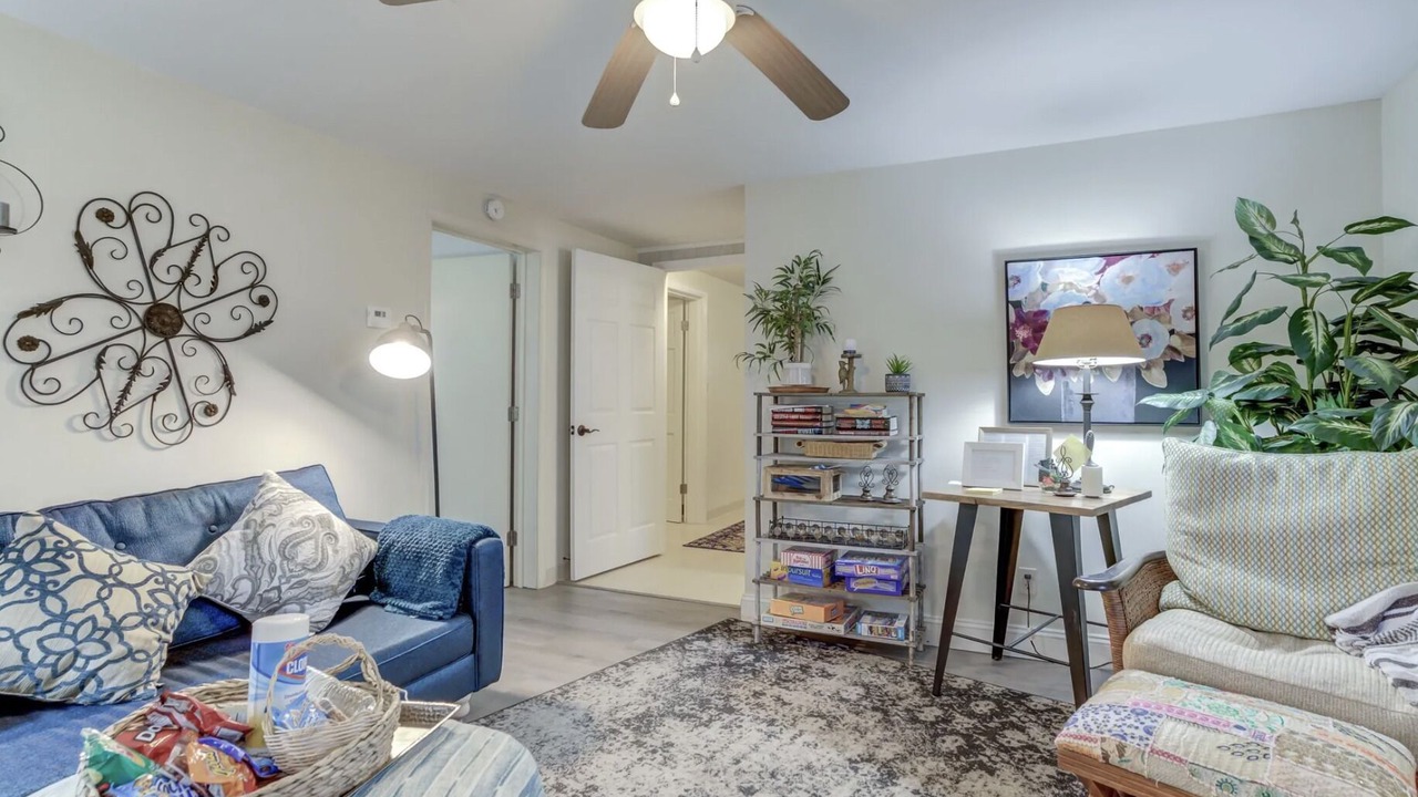 Photo of Livingroom in Belmont