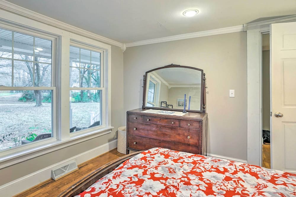 Photo of Bedroom in Mount Holly