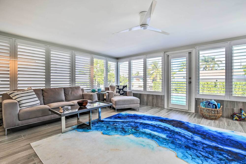 Photo of Bedroom in Pompano Isles