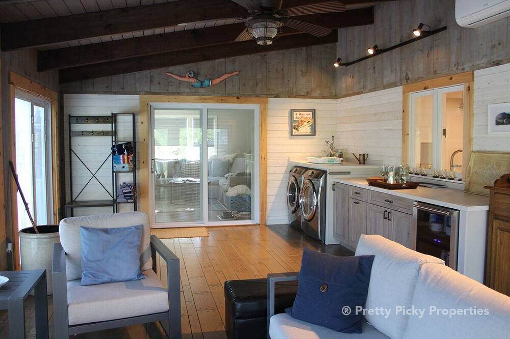 Photo of Bedroom in Yarmouth Port