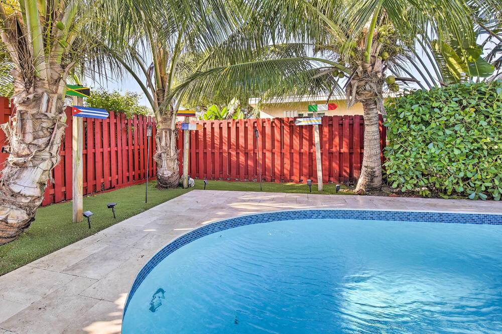 Photo of Outdoor in Pembroke Pines