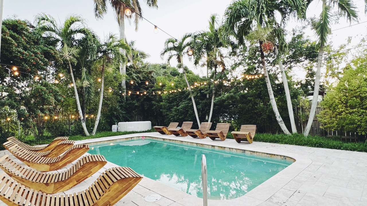 Photo of Outdoor in Hallandale Beach