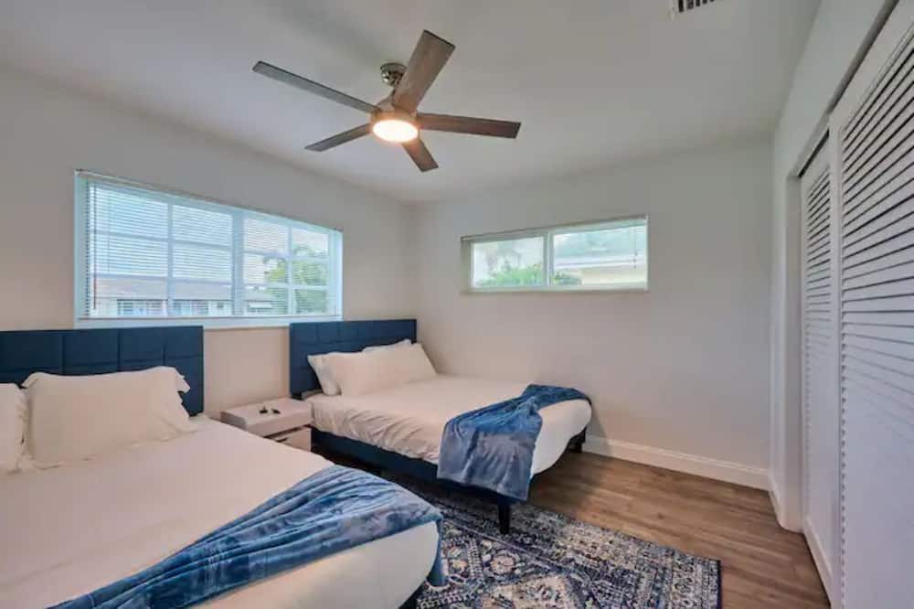 Photo of Bedroom in Lighthouse Point