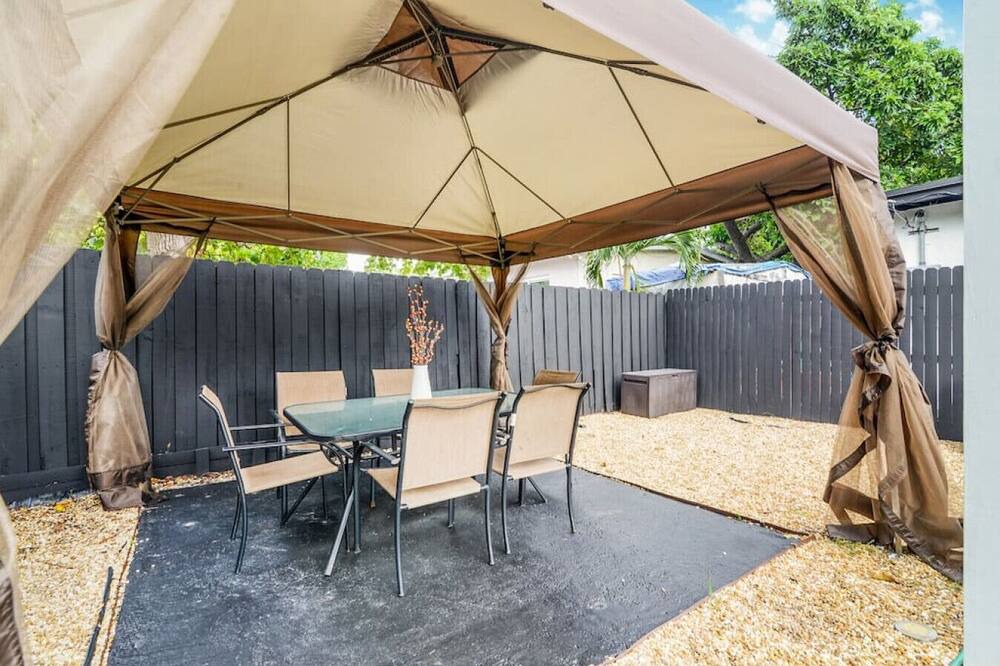 Photo of Outdoor in Ives Estates