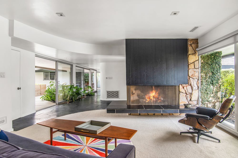 Photo of Livingroom in View Park-Windsor Hills