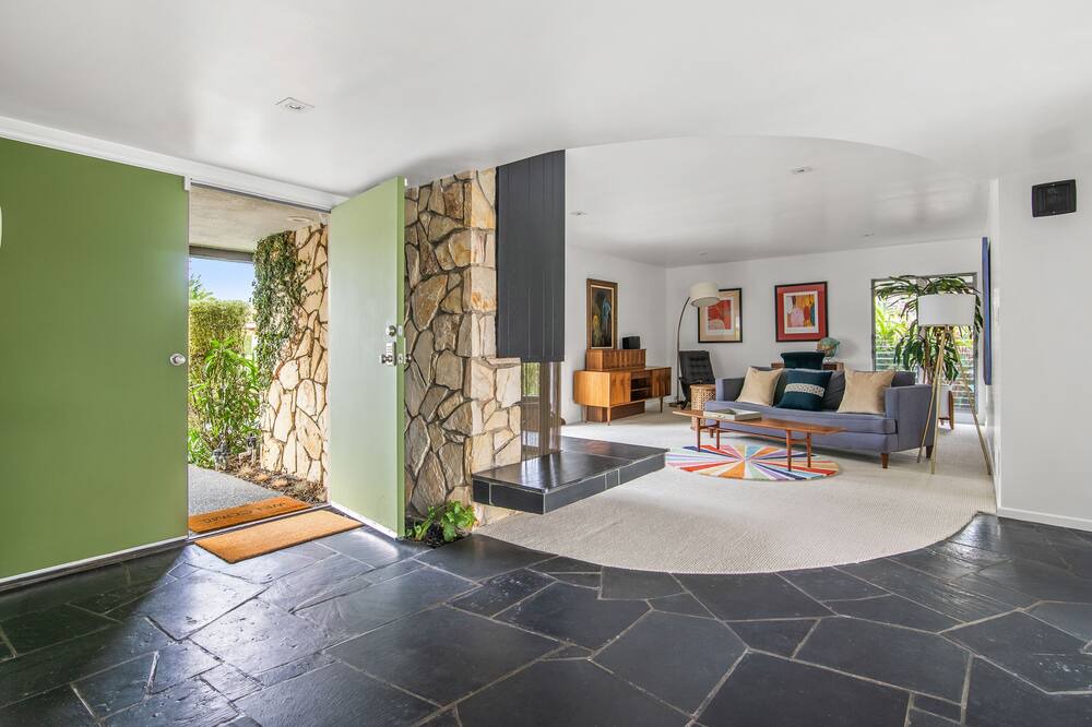 Photo of Livingroom in View Park-Windsor Hills