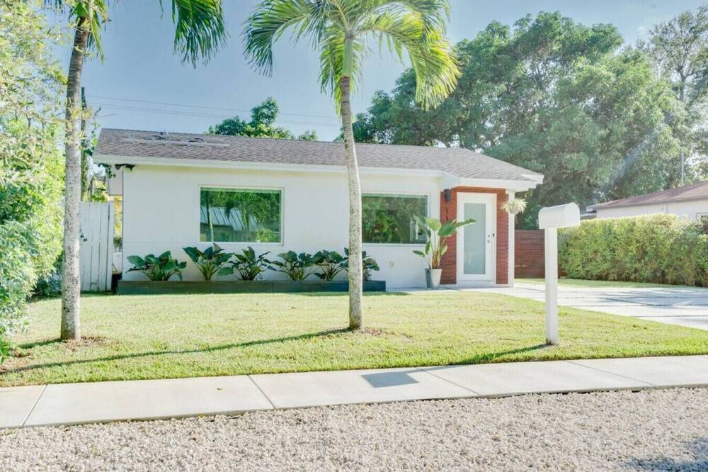 Photo of Others in North Miami
