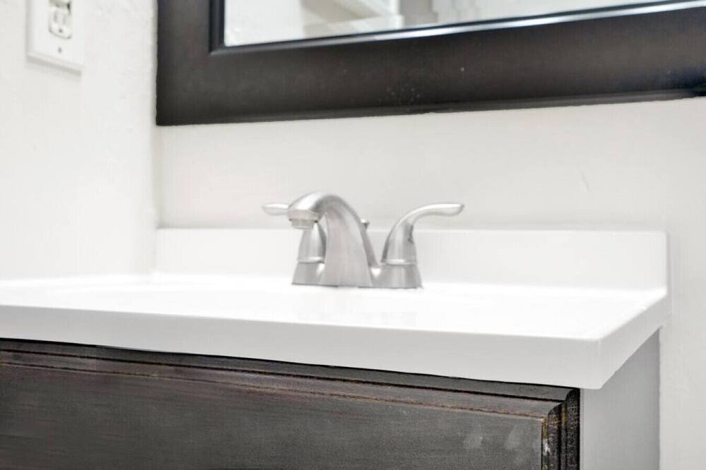 Photo of Bathroom in Lake Ridge