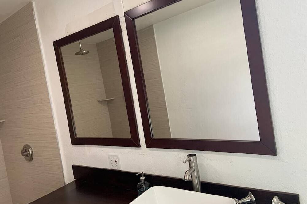 Photo of Bathroom in South Corals